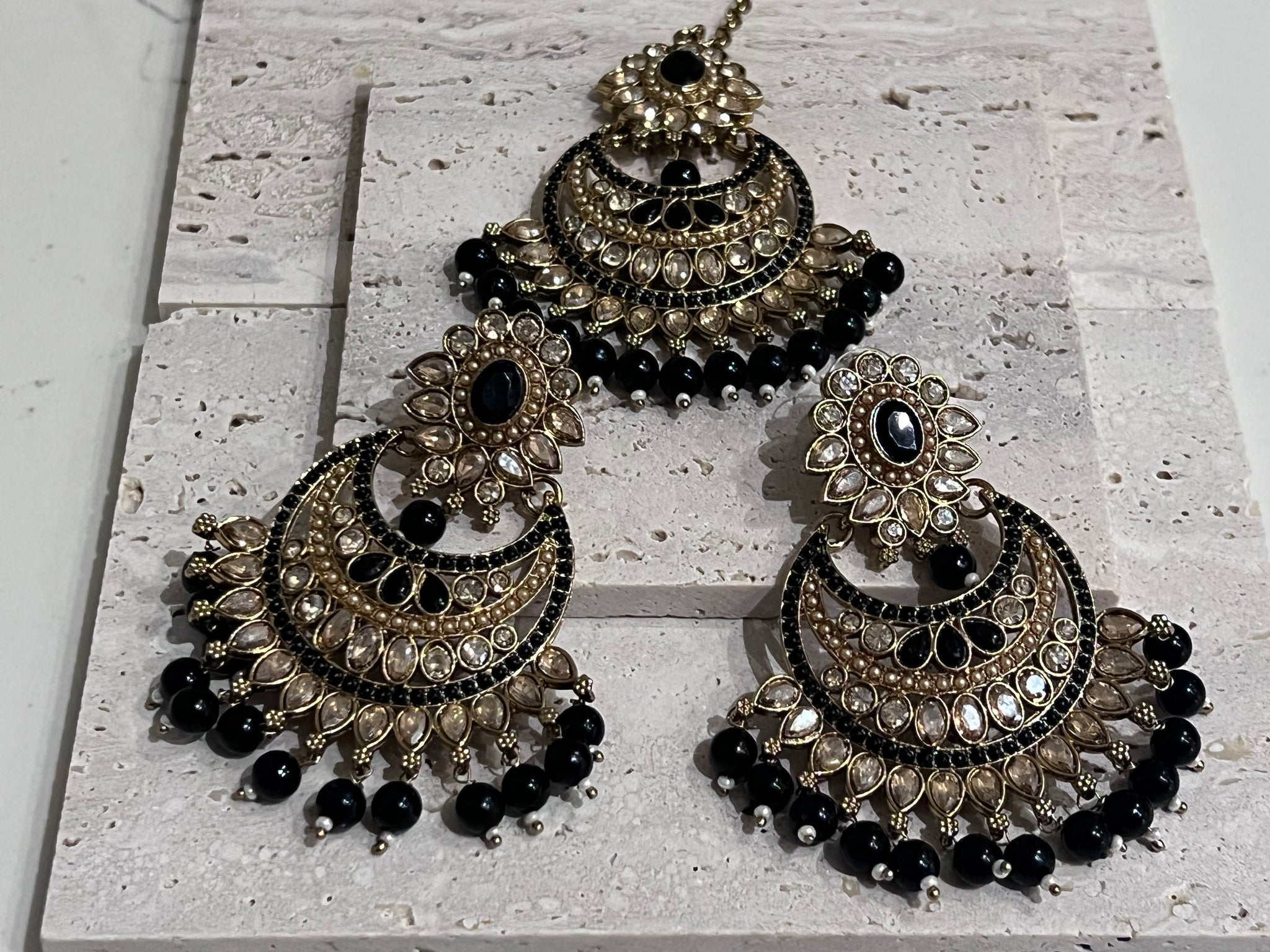 Tikka  & Earrings set